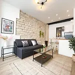 Le Gracieux - Milora Inn - Central Paris